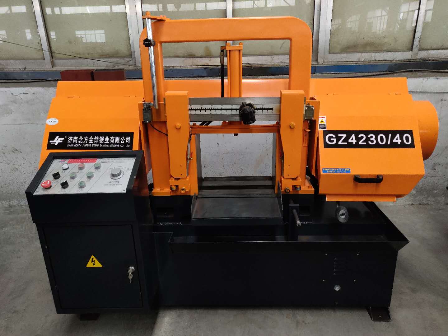 臥式帶鋸床GZ4230/40 龍門結構